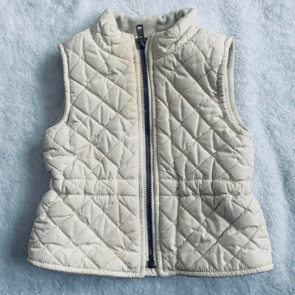 5/$25🛍 Old Navy vest